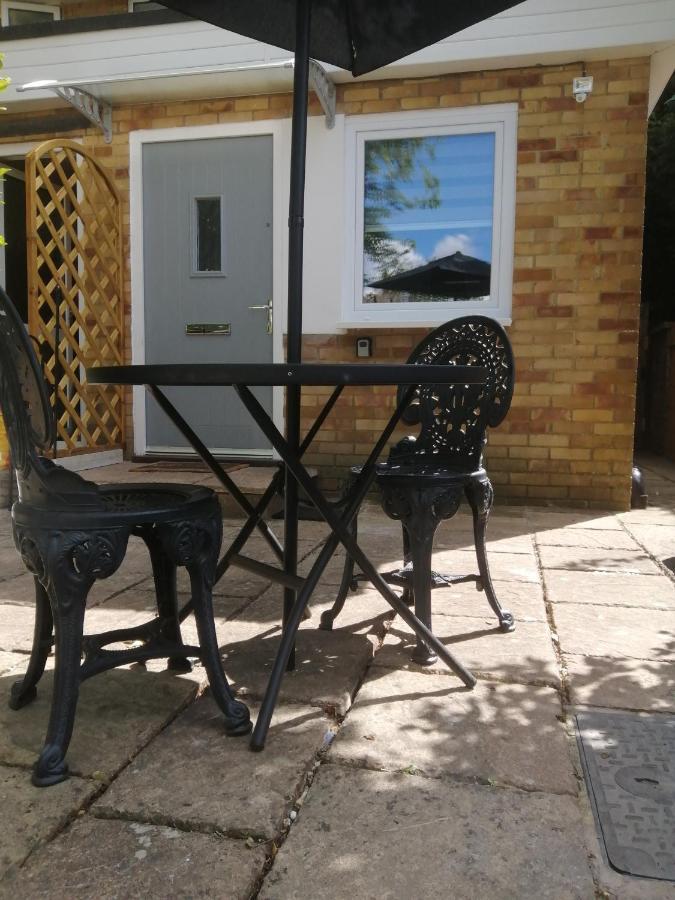 Quest Fulfiller - Near General Hospital, Free Parking & Garden Apartamento Southampton Exterior foto