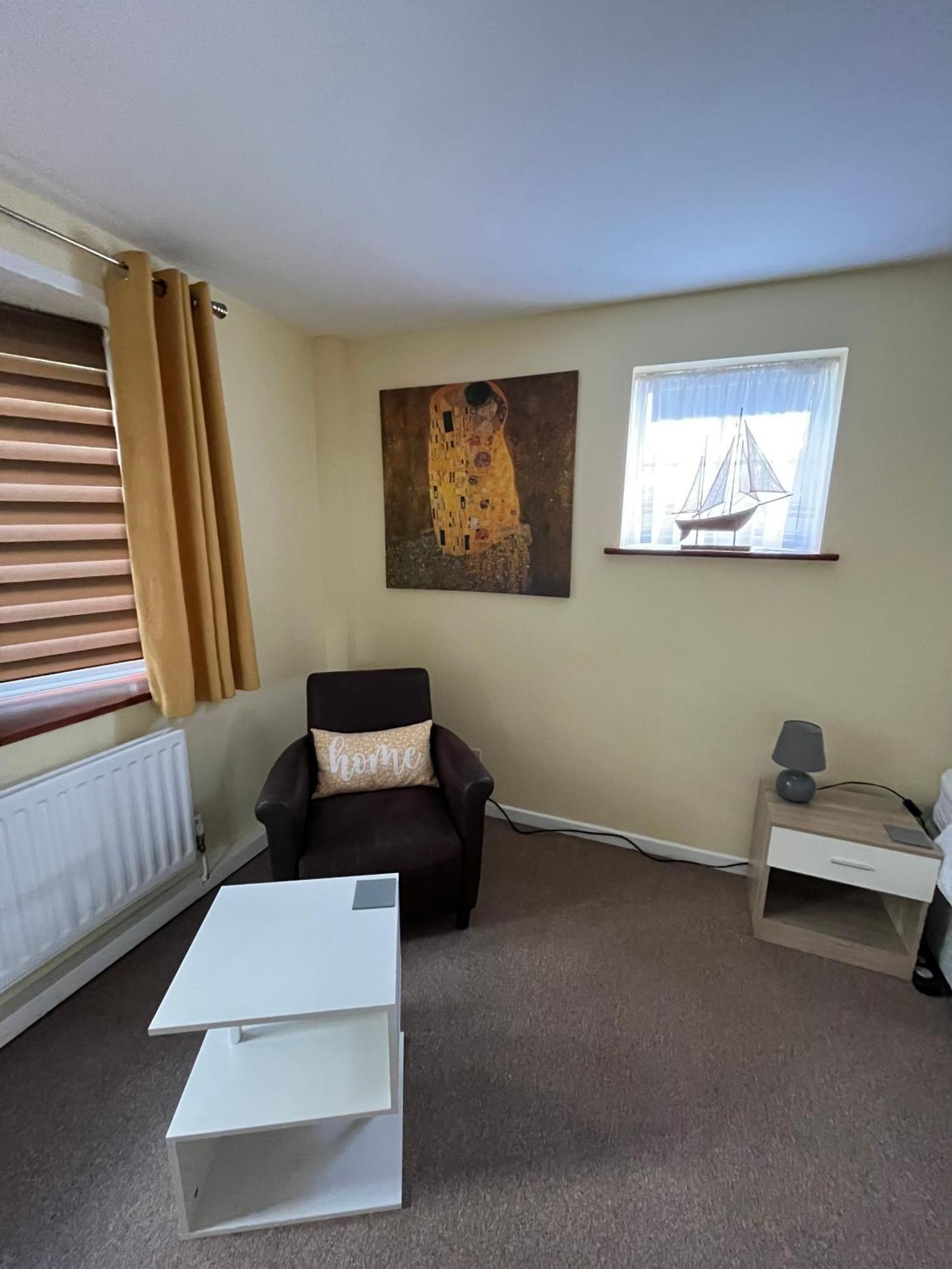 Quest Fulfiller - Near General Hospital, Free Parking & Garden Apartamento Southampton Exterior foto